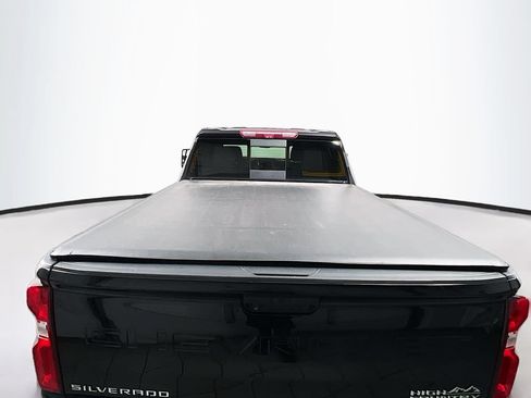 Used 2022 Chevrolet Silverado 2500 High Country AWD/4WD image 27