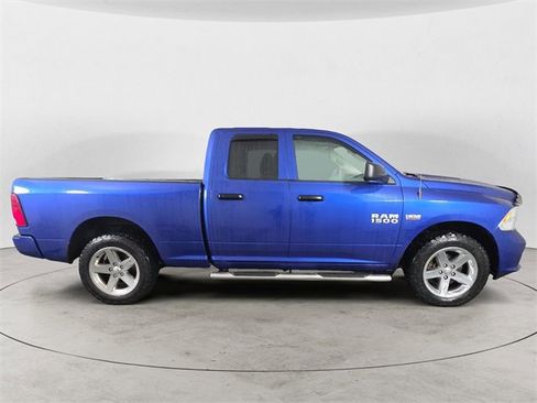 Used 2017 RAM 1500 Express image 6