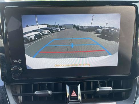 Used 2024 Toyota Corolla SE FWD image 40