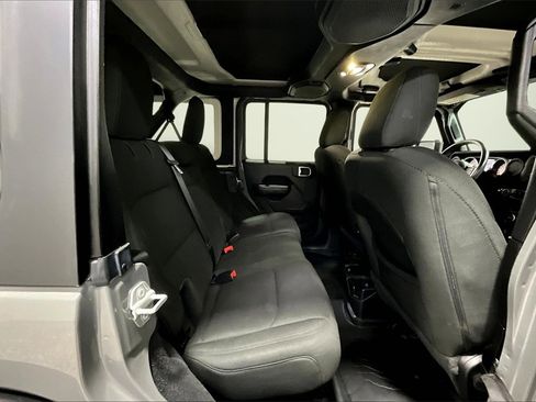 Used 2020 Jeep Wrangler Unlimited Sport image 25