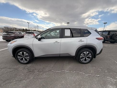 Certified 2023 Nissan Rogue SV w/ SV Premium Package image 8