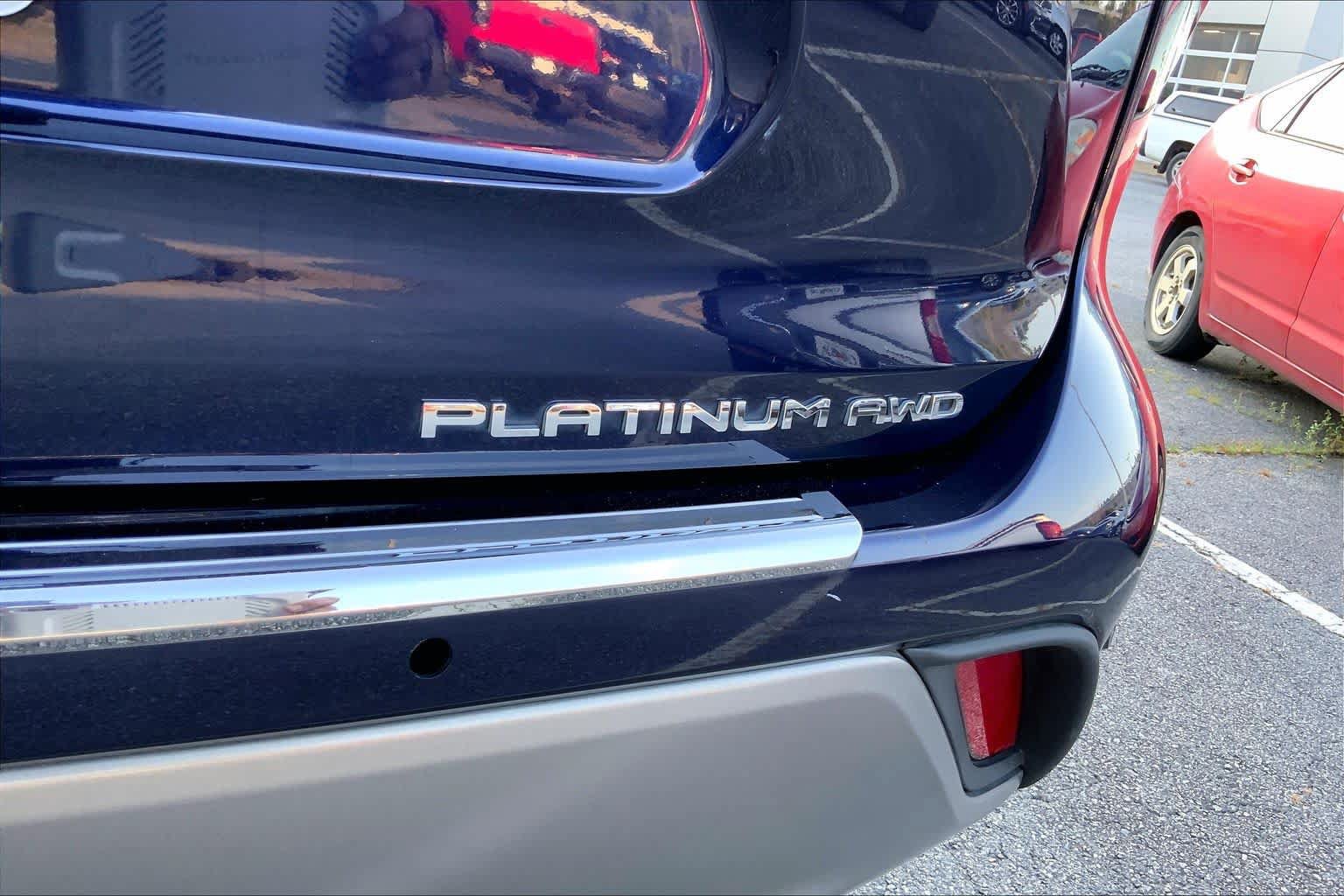 Used 2022 Toyota Highlander Platinum AWD/4WD image 9