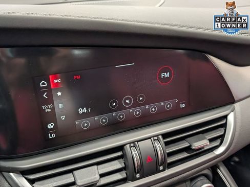 Used 2026 Alfa Romeo Giulia AWD image 13