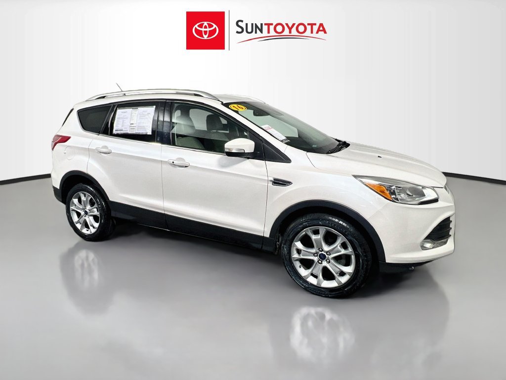Used 2016 Ford Escape Titanium FWD image 1
