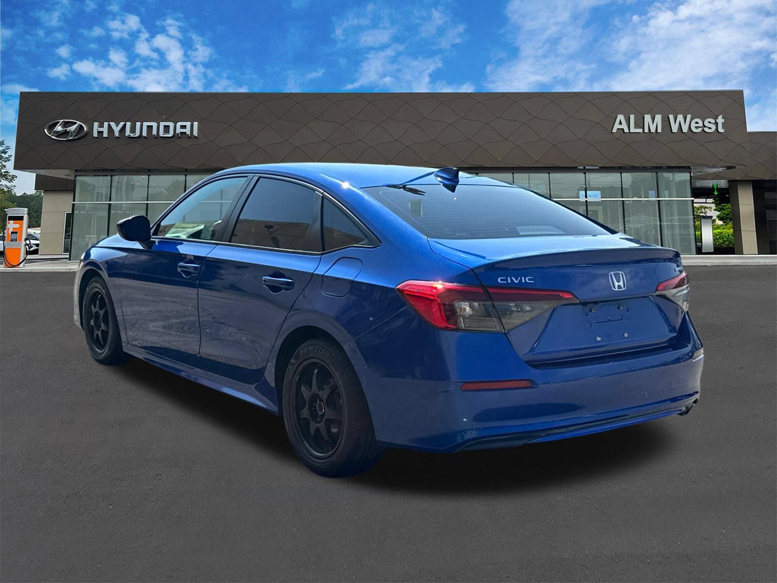 Used 2024 Honda Civic Sport image 7