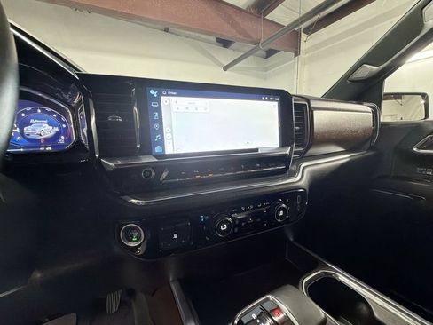 Certified 2024 Chevrolet Silverado 1500 High Country w/ Max Trailering Package AWD/4WD image 18