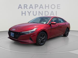 Used 2023 Hyundai Elantra SEL w/ Preferred Accessory Package FWD video 1