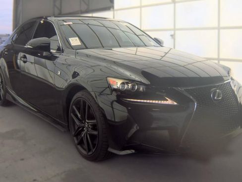 Used 2016 Lexus IS 200t w/ F Sport Package RWD image 5