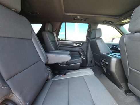 Used 2024 Chevrolet Tahoe LT w/ LT Signature Plus Package RWD image 15