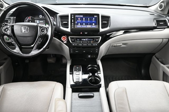 Used 2018 Honda Pilot Elite image 24