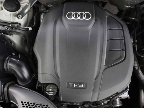 Used 2019 Audi Q5 2.0T Premium Plus w/ Premium Plus Package AWD/4WD image 40