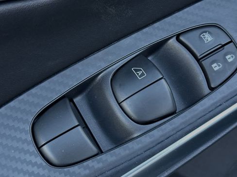 New 2025 Nissan Sentra SR w/ SR Premium Package image 14