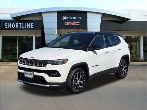 Used 2024 Jeep Compass Limited AWD/4WD image 7