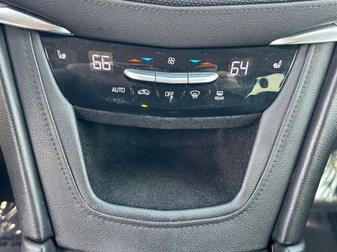 Used 2017 Cadillac XT5 Luxury w/ Driver Awareness Package image 13