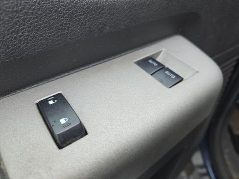 Used 2013 Ford F250 Lariat w/ Chrome Pkg image 55