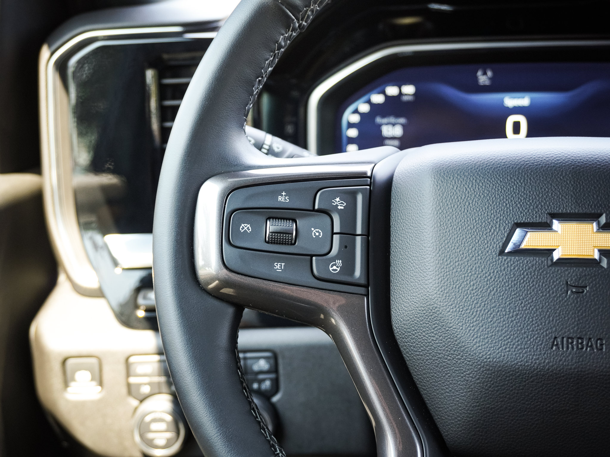 Used 2025 Chevrolet Silverado 2500 High Country w/ High Country Premium Package AWD/4WD image 19