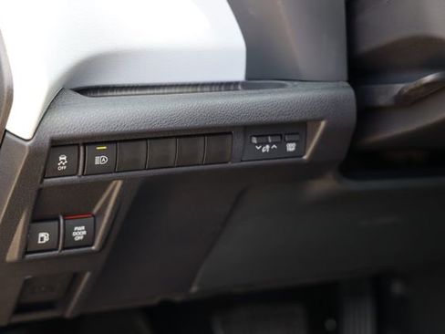 New 2026 Toyota Sienna XLE FWD image 17