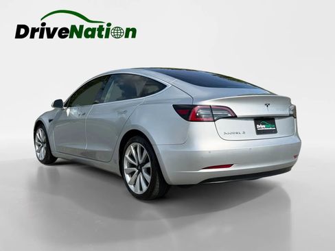 Used 2018 Tesla Model 3 Long Range RWD image 3