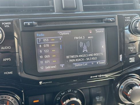 Used 2019 Toyota 4Runner TRD Off-Road Premium AWD/4WD image 19