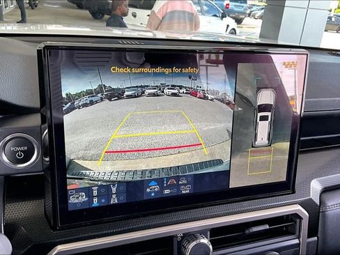 Used 2025 Toyota 4Runner Limited AWD/4WD image 13