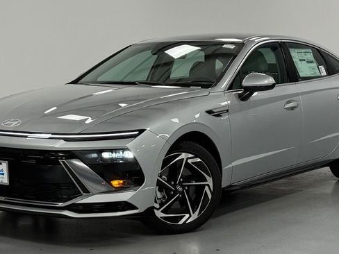 New 2026 Hyundai Sonata SEL FWD image 1