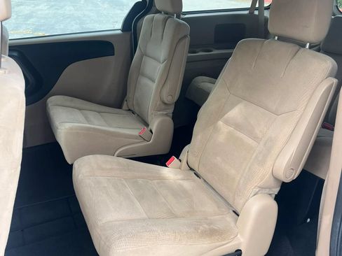 Used 2015 Dodge Grand Caravan SE w/ Quick Order Package 29E SE FWD image 23
