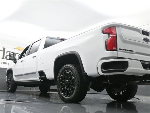 New 2025 Chevrolet Silverado 2500 High Country w/ Technology Package image 32