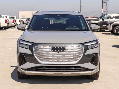 Used 2023 Audi Q4 e-tron Premium w/ Premium Plus RWD image 2