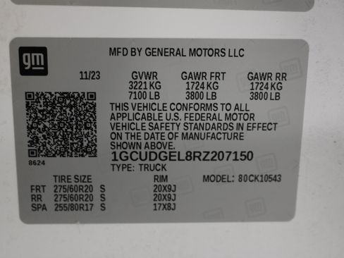 Used 2024 Chevrolet Silverado 1500 LTZ w/ LTZ Premium Package AWD/4WD image 39