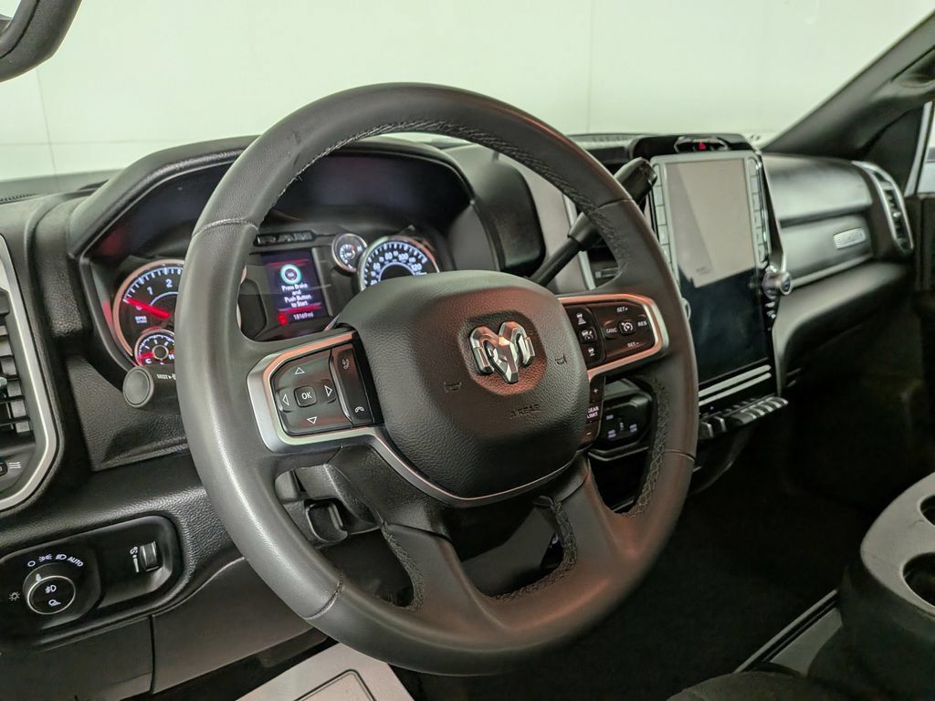 Used 2025 RAM 2500 Big Horn AWD/4WD image 20