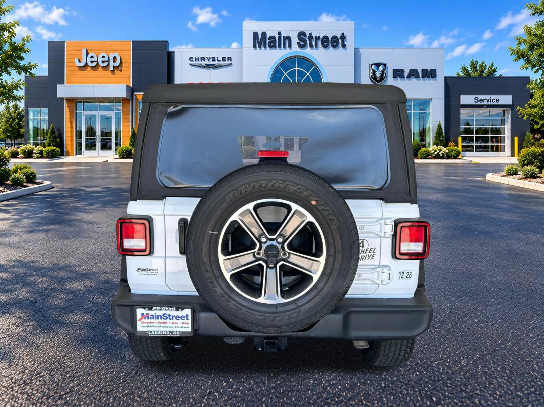 Used 2022 Jeep Wrangler Unlimited Sport AWD/4WD image 4