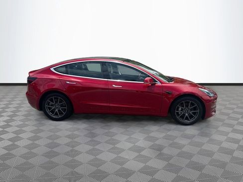 Used 2020 Tesla Model 3 Standard Range RWD image 5