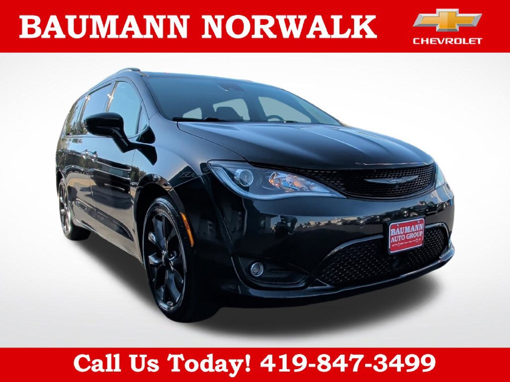 Used 2018 Chrysler Pacifica Touring-L w/ Advanced Safetytec Group FWD image 45
