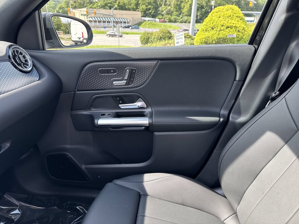 Certified 2026 Mercedes-Benz GLA 250 4MATIC image 30