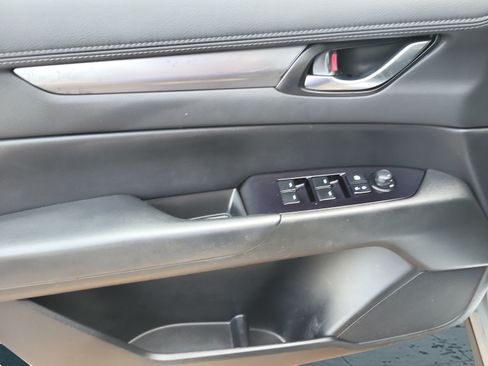 Used 2020 MAZDA CX-5 Touring FWD image 22