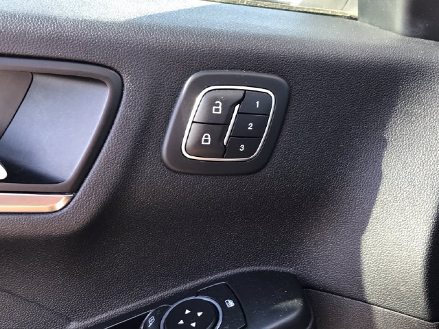 Used 2022 Ford Escape Titanium AWD/4WD image 34