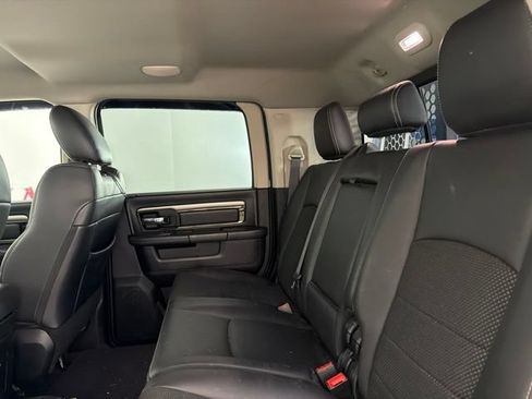 Used 2018 RAM 2500 Big Horn w/ Sport Appearance Group AWD/4WD image 12
