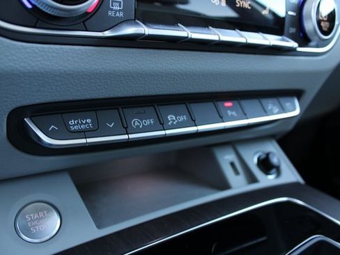 Used 2022 Audi Q5 2.0T Premium Plus w/ Premium Plus Package image 18