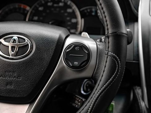 Used 2012 Toyota Camry SE FWD image 20