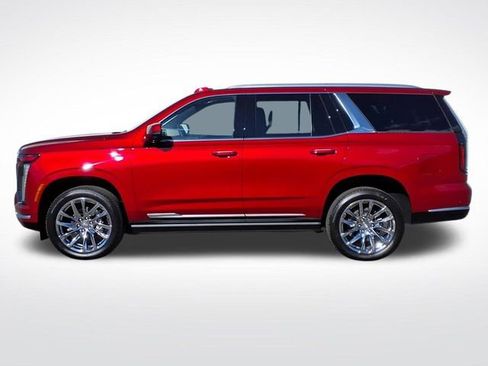 New 2026 Cadillac Escalade Luxury w/ LPO, Radiant Package AWD/4WD image 2