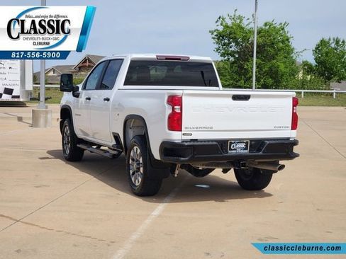 Used 2025 Chevrolet Silverado 2500 Custom w/ Custom Value Package AWD/4WD image 8