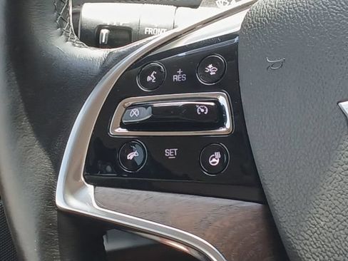 Used 2017 Cadillac Escalade Luxury RWD image 10