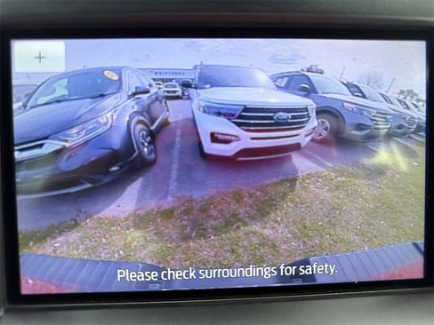 Used 2020 Ford F150 Lariat w/ Trailer Tow Package image 37