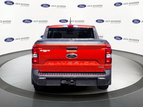 Certified 2024 Ford Maverick XLT w/ XLT Luxury Package AWD/4WD image 4