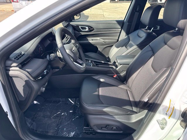 New 2026 Jeep Compass Latitude AWD/4WD image 20