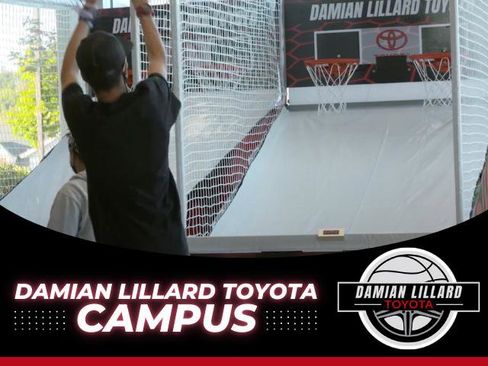 Certified 2021 Toyota Highlander XLE image 33