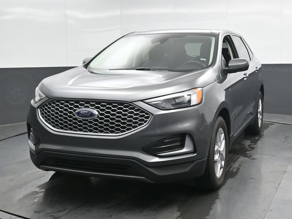 Used 2024 Ford Edge SEL AWD/4WD image 6