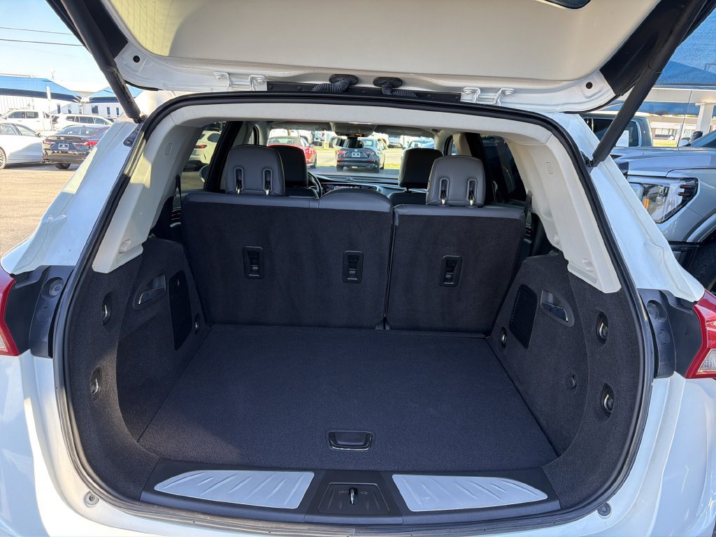 Used 2020 Buick Envision Essence FWD image 16