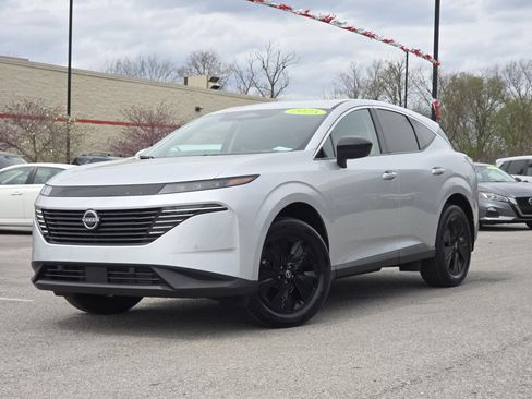 Used 2025 Nissan Murano SV AWD/4WD image 2