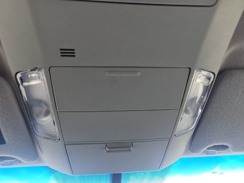 Used 2011 Toyota Tundra 2WD CrewMax w/ SR5 Pkg image 34